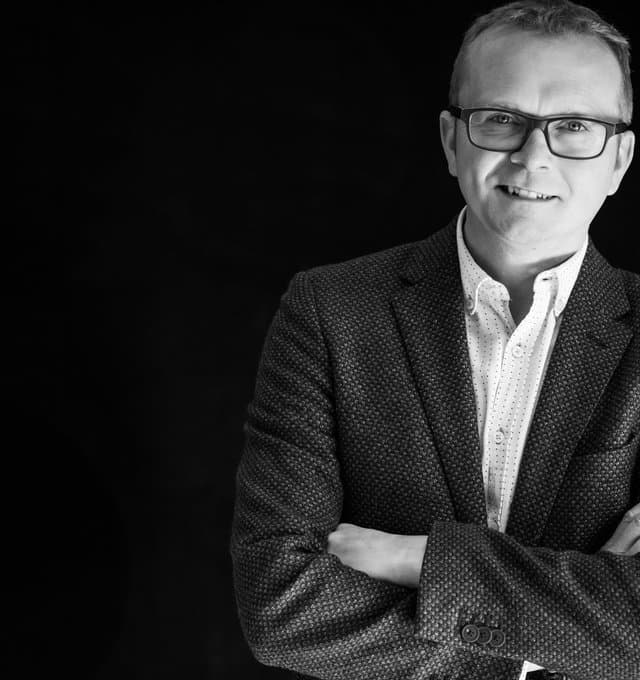 Abri Stephen BW (002).jpg